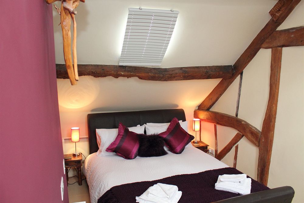 The Halford Hotel Halford  Bagian luar foto